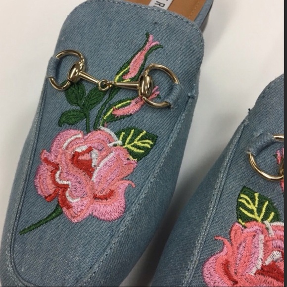 DEMIN FLORAL EMBROIDERED MULE FLATS - Picture 5 of 6